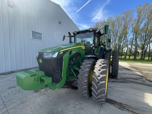 2021 John Deere 8R 340 Equipment Image0