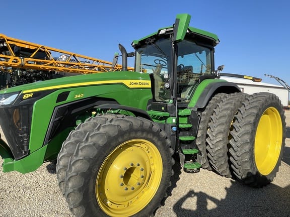 2021 John Deere 8R 340 Equipment Image0