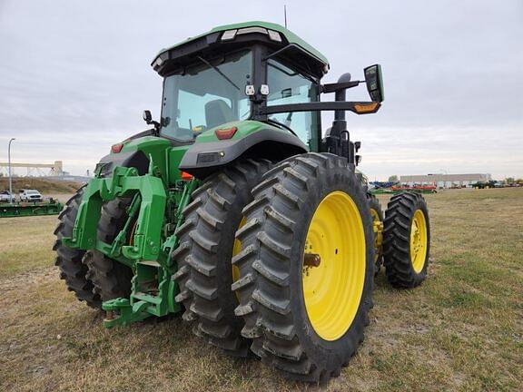 Image of John Deere 8R 340 equipment image 4