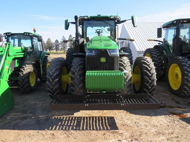 Image of John Deere 8R 340 equipment image 2