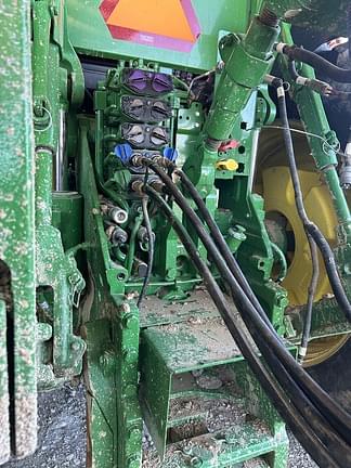 Image of John Deere 8R 340 equipment image 2