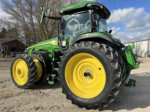 Image of John Deere 8R 340 equipment image 4