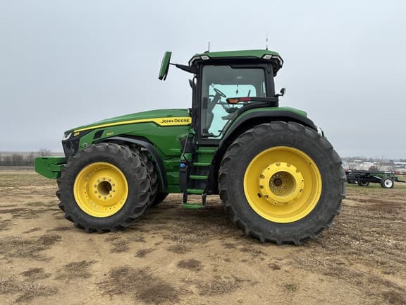 Image of John Deere 8R 340 Primary image
