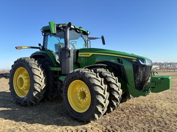 Image of John Deere 8R 340 equipment image 2