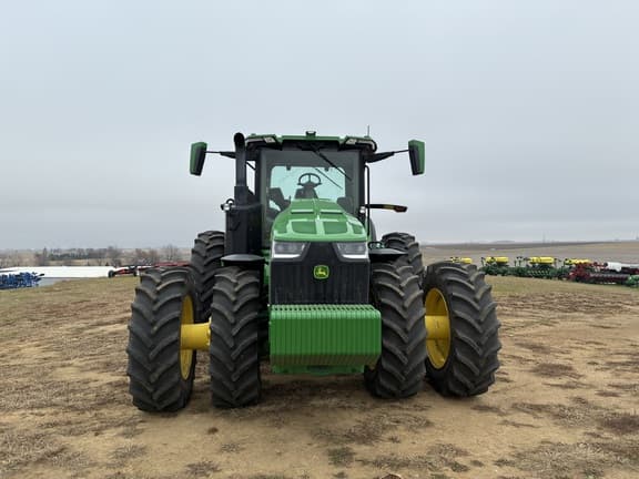 Image of John Deere 8R 340 equipment image 4