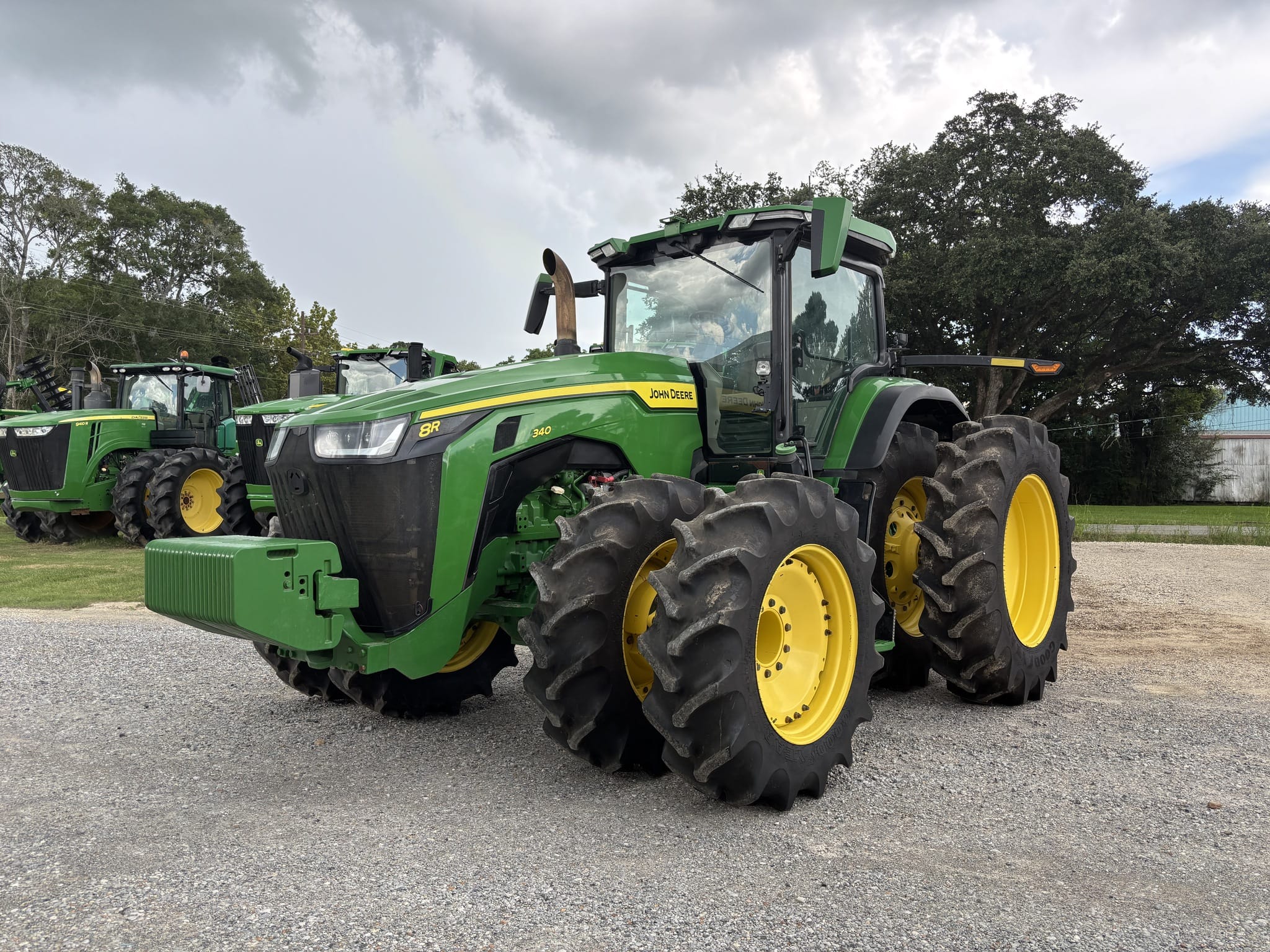 2021 John Deere 8R 340 Equipment Image0