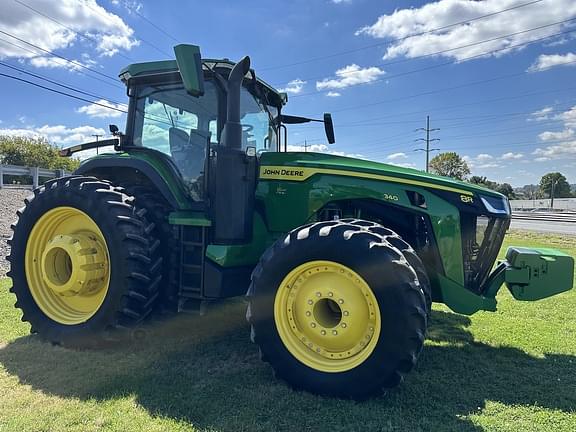 Image of John Deere 8R 340 equipment image 3