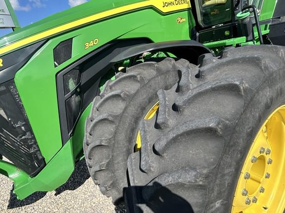 Image of John Deere 8R 340 equipment image 4