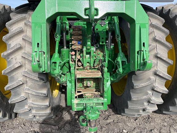 Image of John Deere 8R 340 equipment image 3