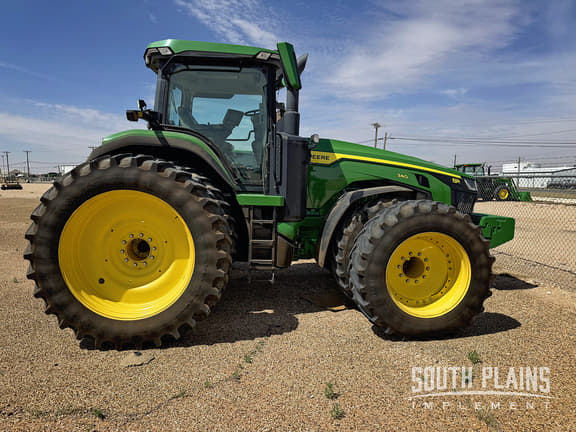Image of John Deere 8R 340 equipment image 1