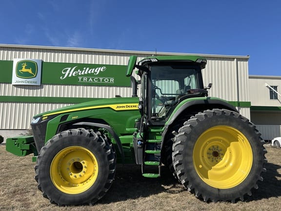 2021 John Deere 8R 340 Equipment Image0