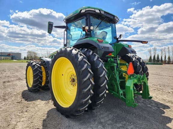 Image of John Deere 8R 340 equipment image 2