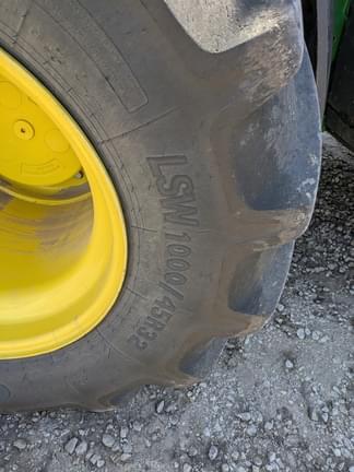 Image of John Deere 8R 340 equipment image 4