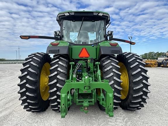 Image of John Deere 8R 340 equipment image 4