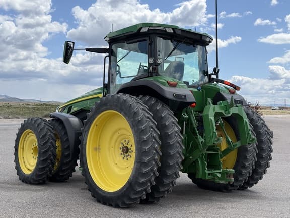 Image of John Deere 8R 340 equipment image 2