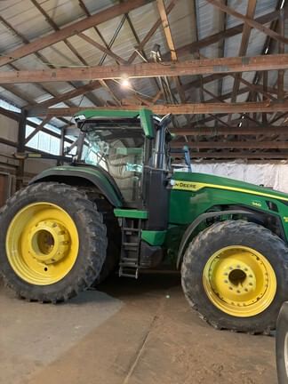 2021 John Deere 8R 340 Image
