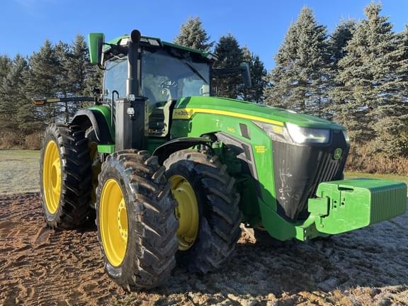 Image of John Deere 8R 340 equipment image 4