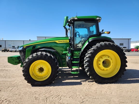 Main image John Deere 8R 340