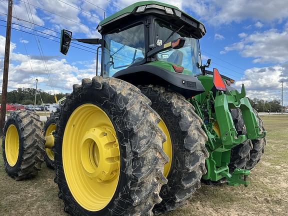 Image of John Deere 8R 340 equipment image 4