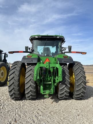 Image of John Deere 8R 370 equipment image 4