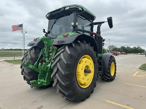 Image of John Deere 8R 370 equipment image 3