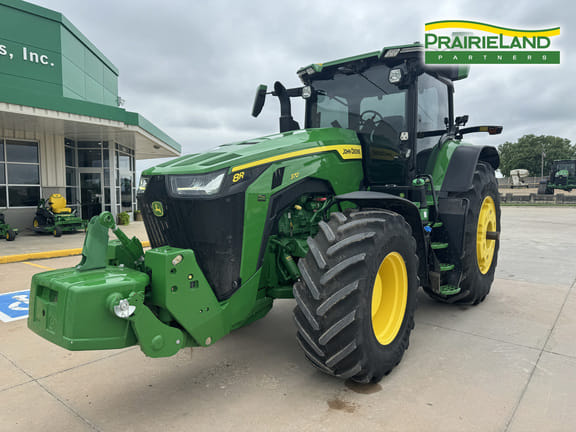 2021 John Deere 8R 370 Equipment Image0