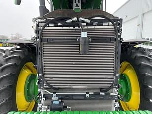 Main image John Deere 8R 370 19