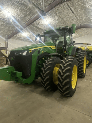 2021 John Deere 8R 370 Image