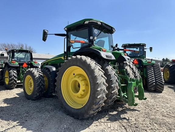Image of John Deere 8R 370 equipment image 1