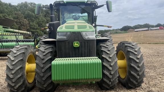 Image of John Deere 8R 370 equipment image 2