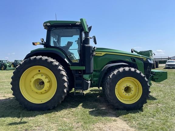 Image of John Deere 8R 370 equipment image 3