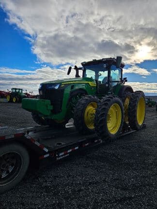 Image of John Deere 8R 370 equipment image 3