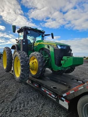 2021 John Deere 8R 370 Image