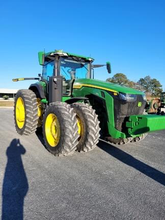 Image of John Deere 8R 370 equipment image 1