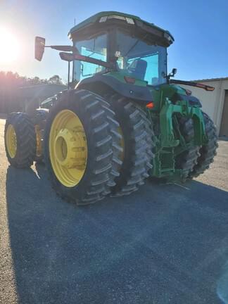 Image of John Deere 8R 370 equipment image 2