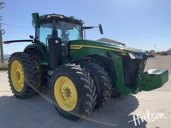 2021 John Deere 8R 370 Equipment Image0