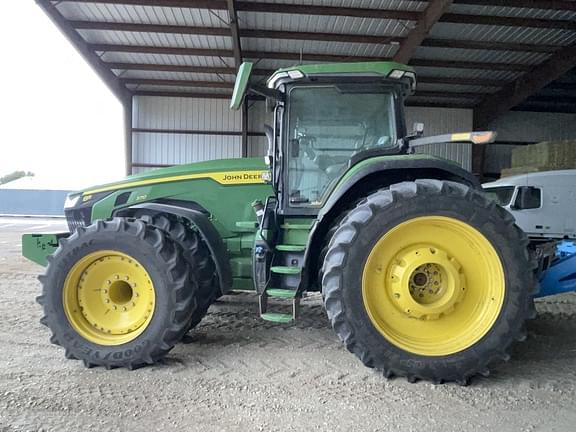 Image of John Deere 8R 370 equipment image 1