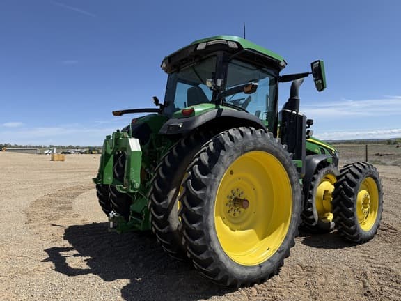 Image of John Deere 8R 370 equipment image 4