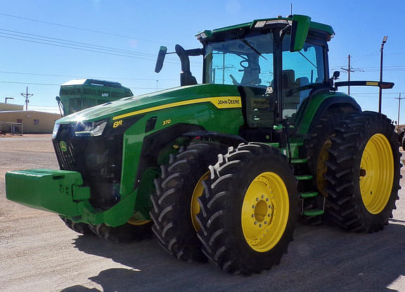 Image of John Deere 8R 370 equipment image 1