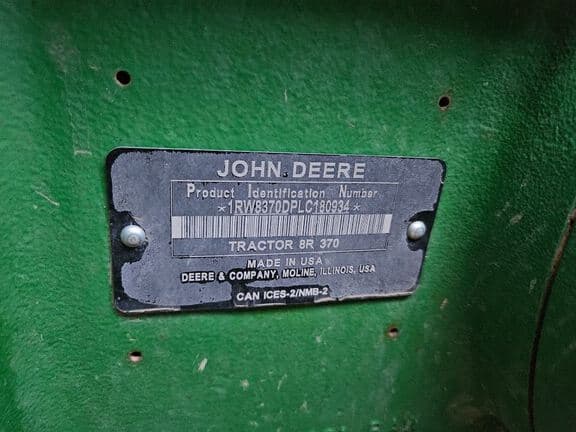 Image of John Deere 8R 370 equipment image 4