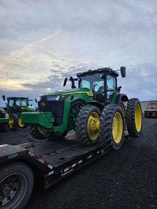 Image of John Deere 8R 370 equipment image 3