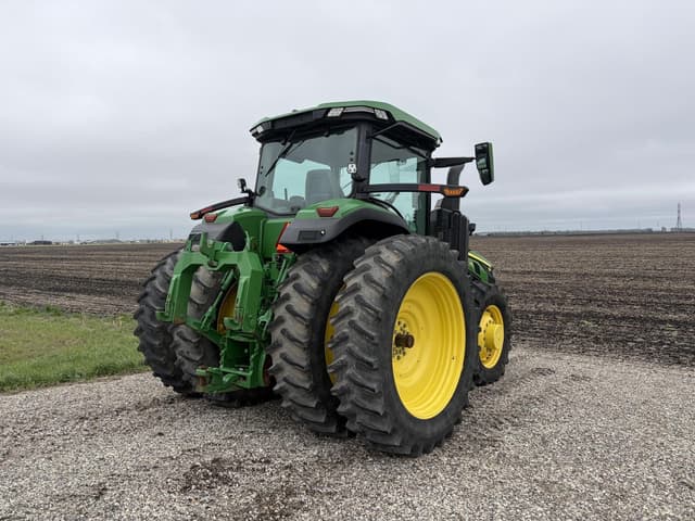 Image of John Deere 8R 370 equipment image 4