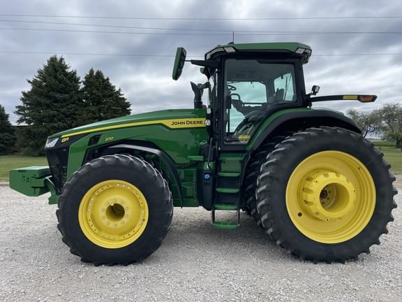 Image of John Deere 8R 370 equipment image 1