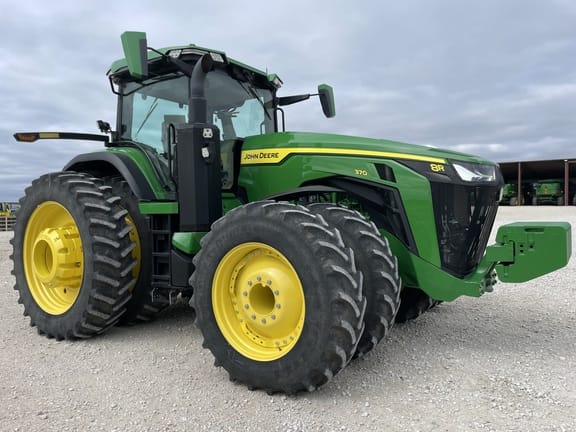 2021 John Deere 8R 370 Equipment Image0