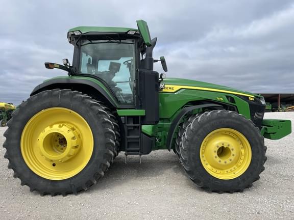 Image of John Deere 8R 370 equipment image 3