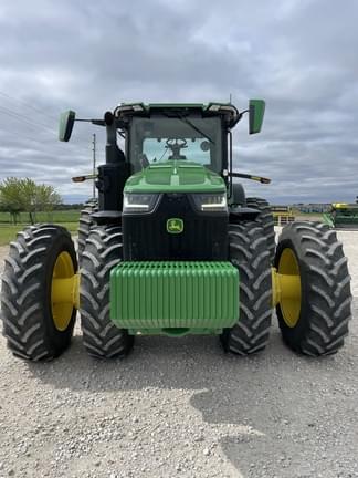 Image of John Deere 8R 370 equipment image 4