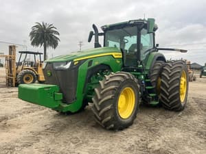 2021 John Deere 8R 370 Image