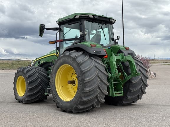 Image of John Deere 8R 370 equipment image 2