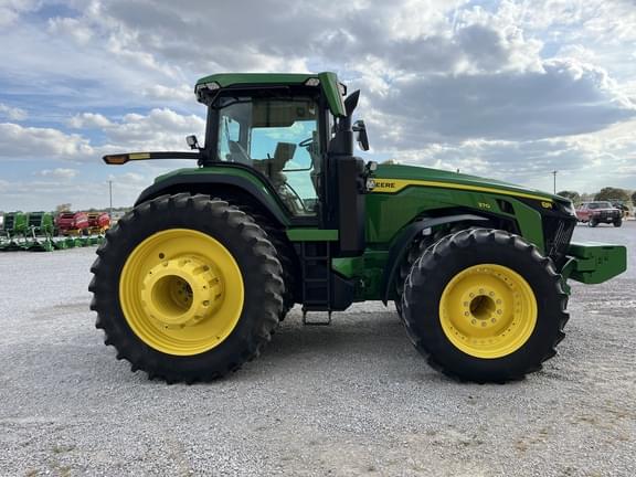 Image of John Deere 8R 370 equipment image 1