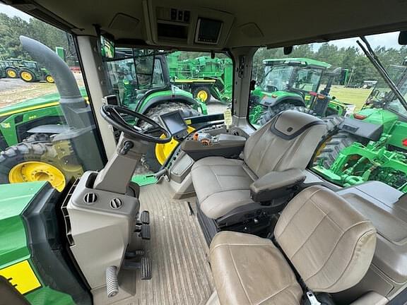 Image of John Deere 8R 370 equipment image 3